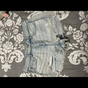 American eagle short